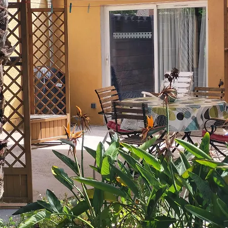 Appartement De La Palmeraie - Dans Propriété Privée Au Calme Avec Piscine Et Tennis Bormes-les-Mimosas